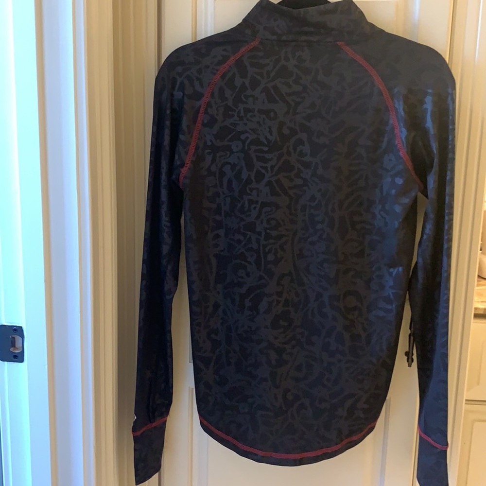 Pullover - Picture 4 of 4
